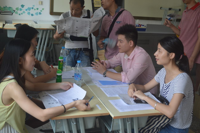 2014夏季大型招聘會(huì)勝利閉幕，網(wǎng)絡(luò)專場繼續(xù)