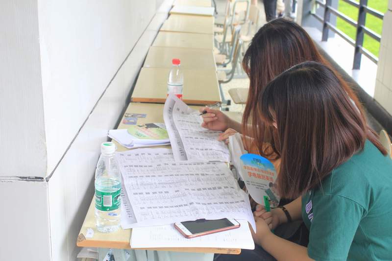 2016年太倉夏季招聘會(huì)落幕，尼伯特不敵陽光！