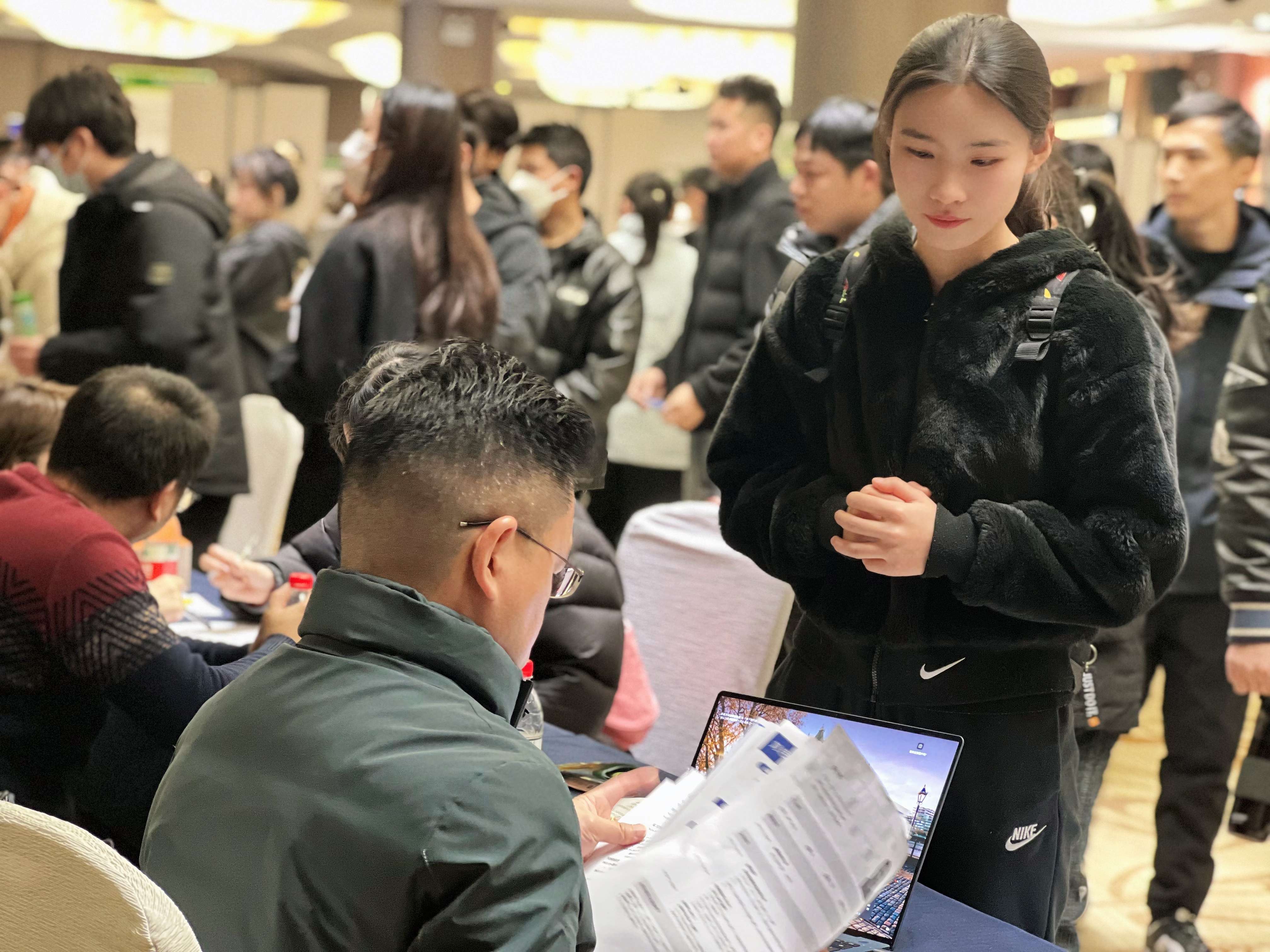 2025太倉(cāng)春季招聘會(huì)：陽(yáng)光領(lǐng)航，開(kāi)啟就業(yè)新征程